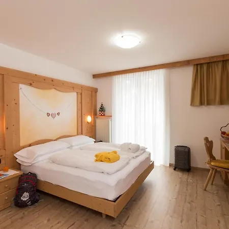 Ambiez Hotel 4*